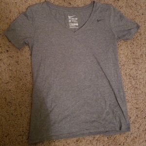 Grey Nike T